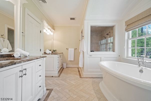Bathroom, Free Standing Baths, Interior
