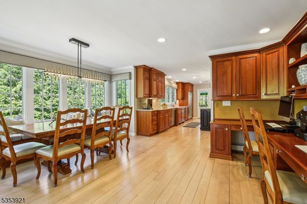 Dining room, Interior, Kitchen, Pendant Lights, Recessed Lighting, Wood Texture Flooring