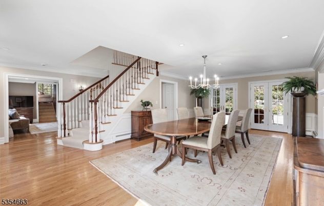 Chandelier, Dining room, Interior, Recessed Lighting, Wood Texture Flooring