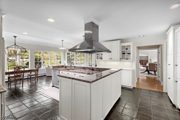 Dining room, Interior, Kitchen, Pendant Lights, Recessed Lighting, Wood Texture Flooring