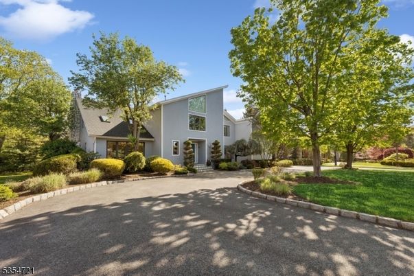 Backyard, Exterior, Facade, French Provincial