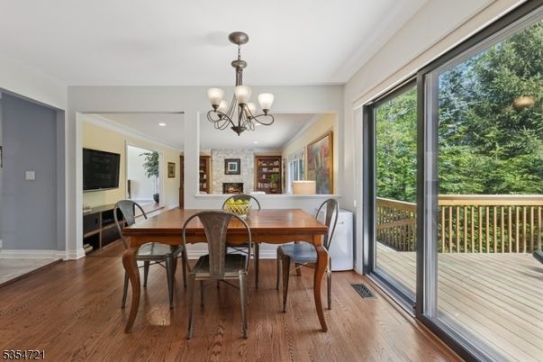 Chandelier, Dining room, Interior, Recessed Lighting, Wood Texture Flooring
