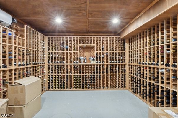 Interior, Recessed Lighting, Wine Storage