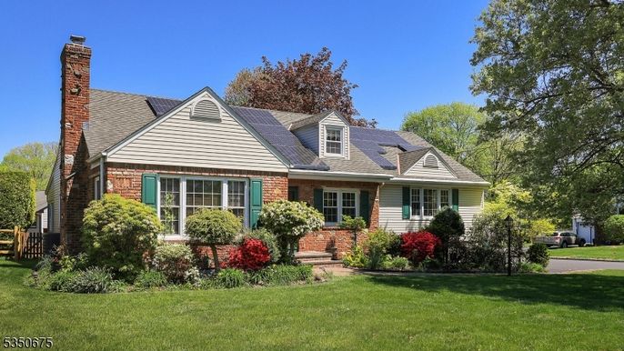 Exterior, Facade, Brick Facade, Cape Cod