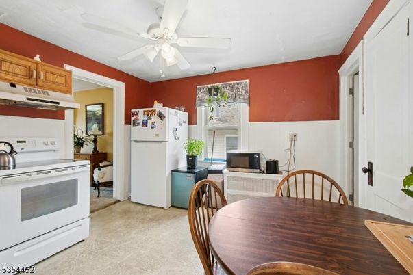 Dining room, Interior, Kitchen