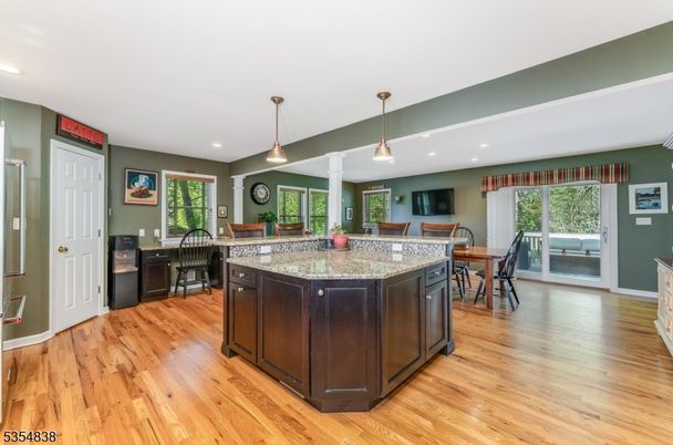 Dining room, Interior, Kitchen, Pendant Lights, Recessed Lighting, Wood Texture Flooring
