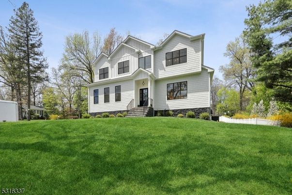 Backyard, Exterior, Facade, Farmhouse
