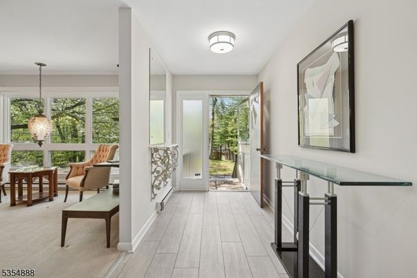 Interior, Pendant Lights, Wood Texture Flooring