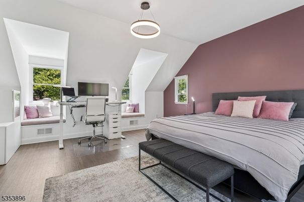 Bedroom, Home Office, Interior, Pendant Lights, Wood Texture Flooring