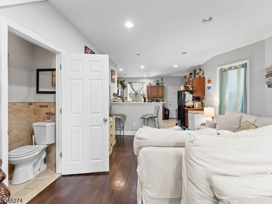 Bathroom, Interior, Living room, Recessed Lighting, Wood Texture Flooring
