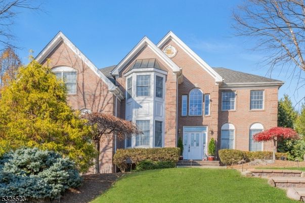 Exterior, Facade, Brick Facade, Brick Traditional