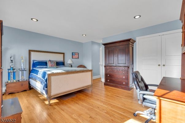 Bedroom, Home Office, Interior, Recessed Lighting, Wood Texture Flooring