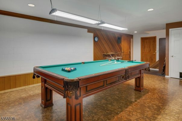 Billiard Table, Game Room, Interior, Recessed Lighting