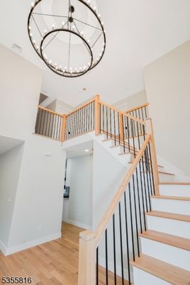 Interior, Pendant Lights, Wood Texture Flooring