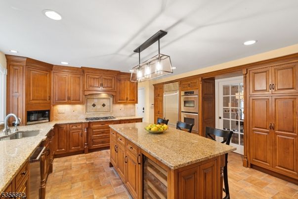 Interior, Kitchen, Pendant Lights, Recessed Lighting, Stainless Steel Appliances