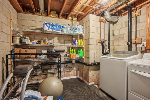 Interior, Stone Walls, Washer, Wooden Beams