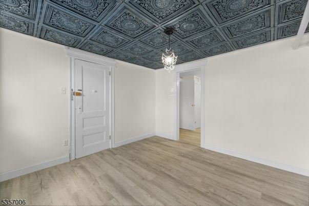 Empty room, Interior, Pendant Lights, Wood Texture Flooring