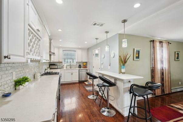 Interior, Kitchen, Pendant Lights, Recessed Lighting, Wood Texture Flooring