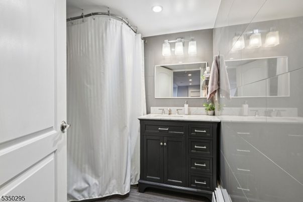 Bathroom, Interior, Recessed Lighting, Wood Texture Flooring