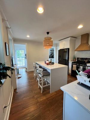 Dining room, Interior, Kitchen, Pendant Lights, Recessed Lighting, Wood Texture Flooring