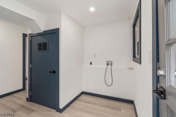 Bathroom, Interior, Recessed Lighting, Wood Texture Flooring