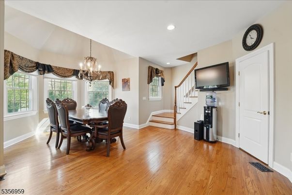 Chandelier, Dining room, Interior, Recessed Lighting, Wood Texture Flooring