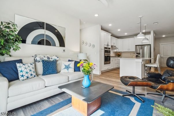 Interior, Kitchen, Living room, Pendant Lights, Recessed Lighting, Stainless Steel Appliances, Wood Texture Flooring