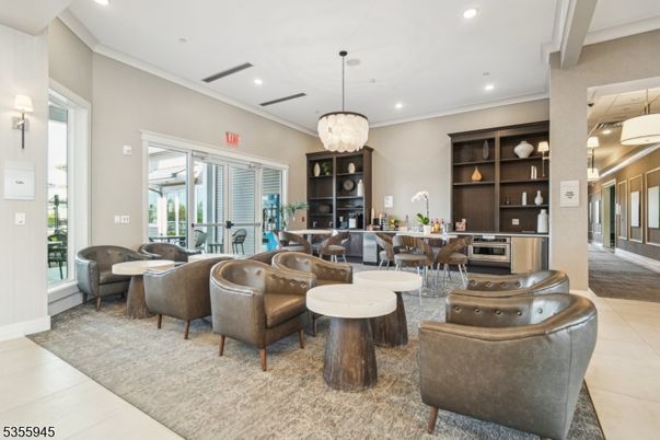 Chandelier, Dining room, Interior, Living room, Pendant Lights, Recessed Lighting