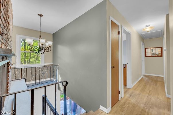 Interior, Pendant Lights, Wood Texture Flooring