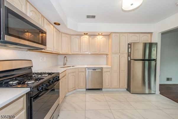 Interior, Kitchen, Marble, Stainless Steel Appliances