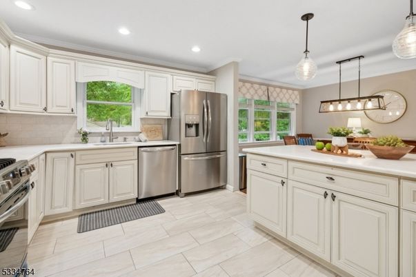 Interior, Kitchen, Pendant Lights, Recessed Lighting, Stainless Steel Appliances