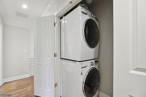 Interior, Recessed Lighting, Utility Closets, Washer, Wood Texture Flooring