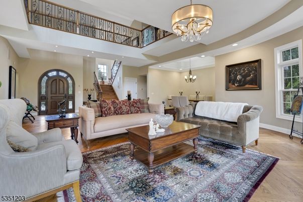 Chandelier, Dining room, Interior, Living room, Recessed Lighting, Wood Texture Flooring