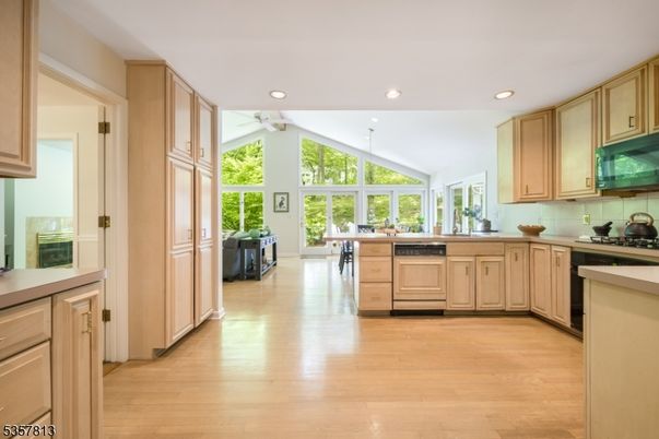 Interior, Kitchen, Recessed Lighting, Wood Texture Flooring