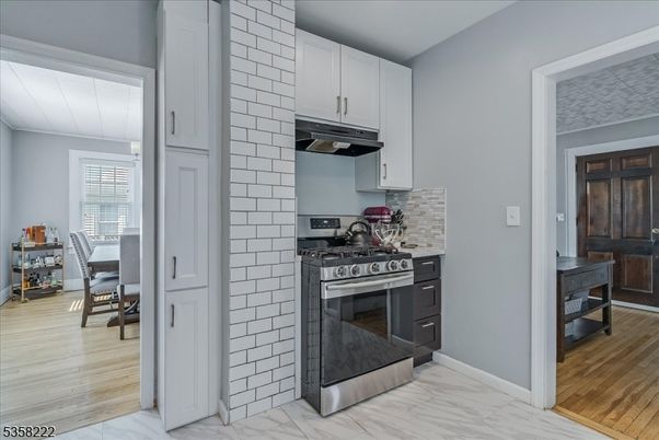 Dining room, Interior, Kitchen, Marble, Stainless Steel Appliances, Wood Texture Flooring