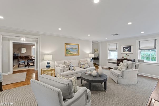 Dining room, Interior, Living room, Recessed Lighting, Wood Texture Flooring