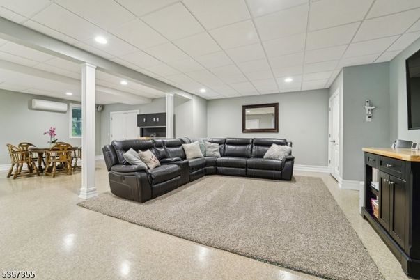 Dining room, Interior, Living room, Recessed Lighting