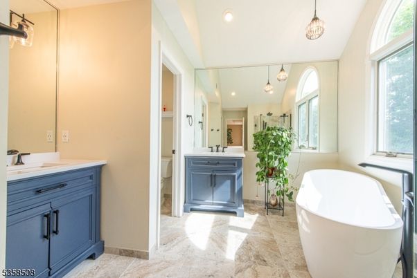 Bathroom, Dual Sink Vanities, Free Standing Baths, Interior, Pendant Lights, Recessed Lighting