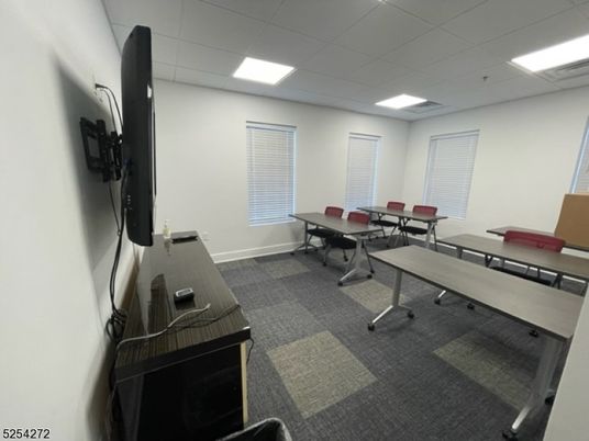 Game Room, Interior, Recessed Lighting