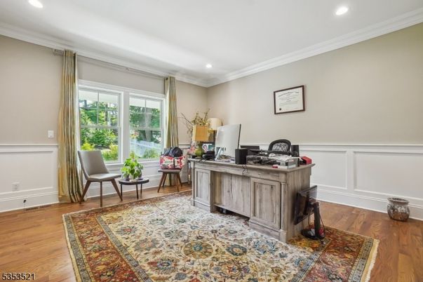 Home Office, Interior, Recessed Lighting, Wood Texture Flooring