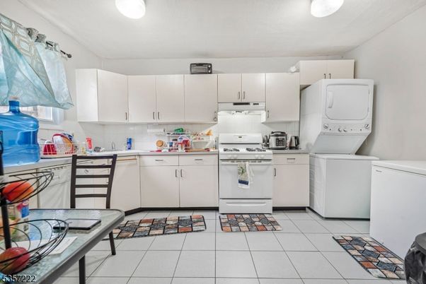 Interior, Kitchen, Recessed Lighting, Washer