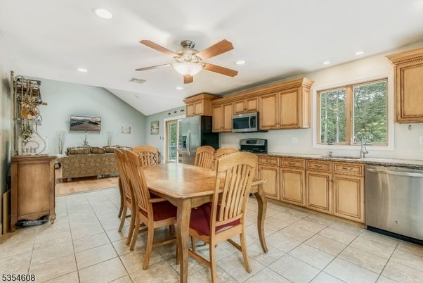 Dining room, Interior, Kitchen, Recessed Lighting, Stainless Steel Appliances