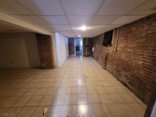 Empty room, Interior, Recessed Lighting, Stone Walls