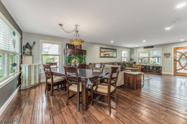 Dining room, Interior, Living room, Pendant Lights, Recessed Lighting, Wood Texture Flooring
