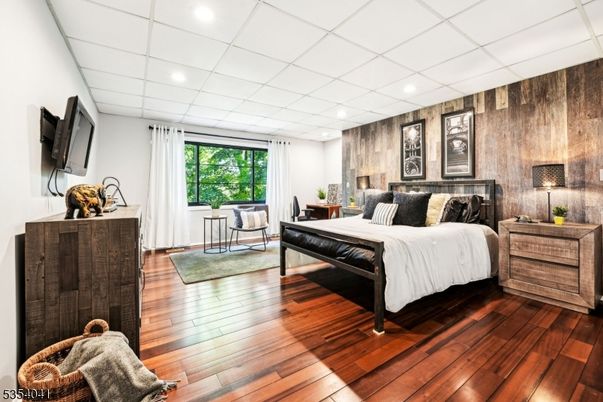 Bedroom, Interior, Recessed Lighting, Wood Texture Flooring, Wooden Walls