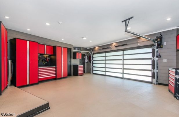 Garage, Interior, Recessed Lighting