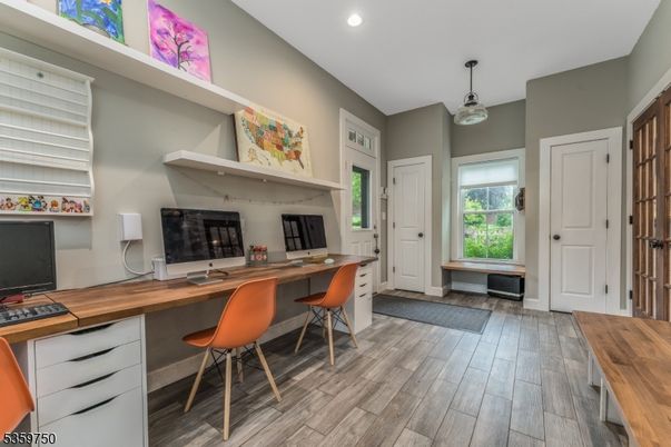 Home Office, Interior, Pendant Lights, Recessed Lighting, Wood Texture Flooring