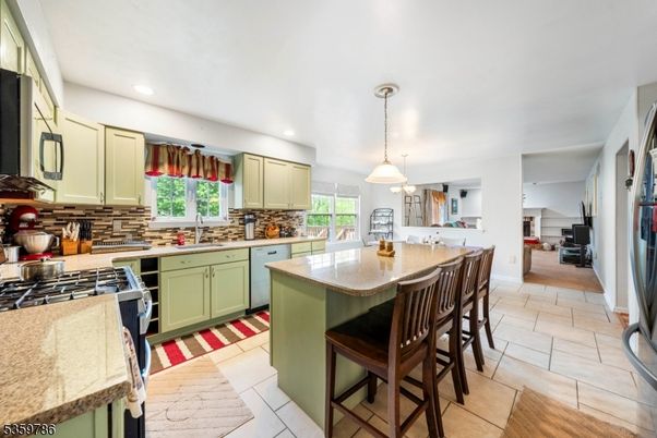 Interior, Kitchen, Pendant Lights, Recessed Lighting