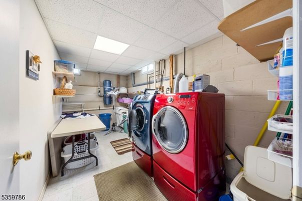 Interior, Recessed Lighting, Stone Walls, Washer