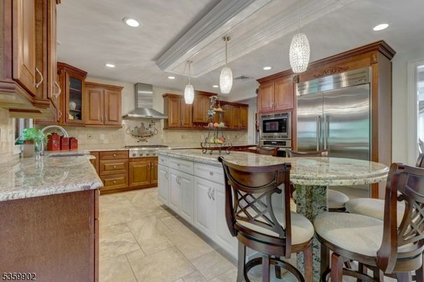 Interior, Kitchen, Pendant Lights, Recessed Lighting, Stainless Steel Appliances